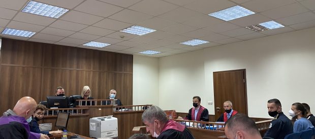 Nëna e të riut që u vra në Prizren alivanoset në Gjykatë