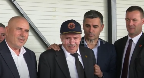 Përkujtohen dëshmorët Toni e Mici (VIDEO)