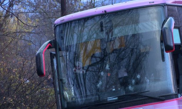 Detaje të reja nga krimi në Gllogjan, autobusi kishte lëvizur 50 metra me shoferin e vrarë