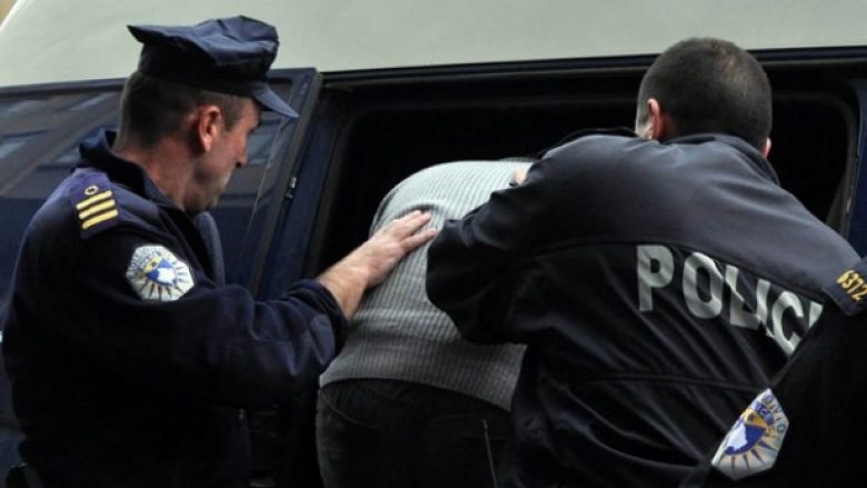 Lëshonin teste false për Covid, arrestohet pronari i laboratorit dhe dy persona tjerë në Gjakovë