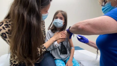 Moderna kërkon miratimin e vaksinës për fëmijët 6-11 vjeç