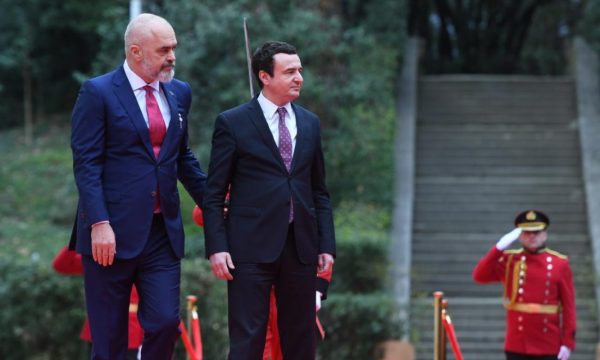 Rama: Në asnjë tryezë ku merren vendimet e mëdha s’flitet për idenë e Kurtit për “SEFTA”