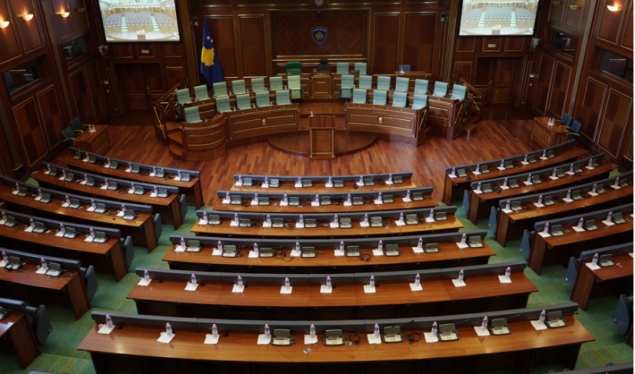 Nesër në Kuvend mblidhen deputetët për ta kundërshtuar referendumin e Serbisë