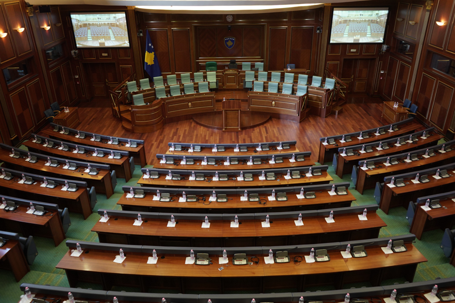 Kuvendi nuk miraton rekomandimet e opozitës për masat anti-COVID
