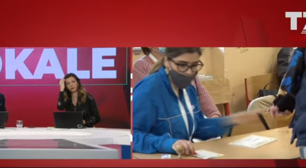 “Unë që 20 vite votoj vet”, ky është kryetari i komunës që del i vetëm në votim