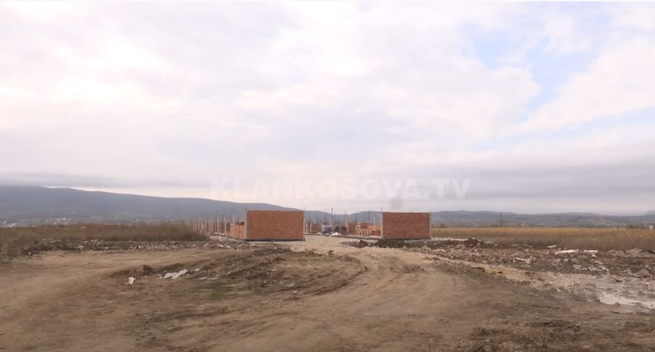 Vushtrri: Banorët e tre fshatrave firmosin peticion kundër motelit