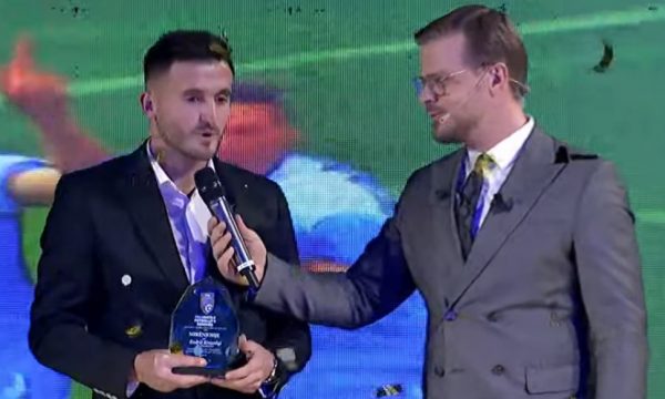 Endrit Krasniqi, futbollisti më i mirë i Superligës për vitin 2021