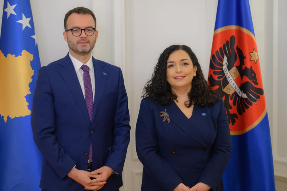 “Serbia dhe Republika Srpska janë ‘veglat’ e Rusisë për destabilizimin e Ballkanit Perëndimor”