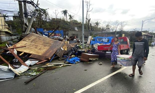Tajfuni lë 19 të vdekur dhe shumë shtëpi pa çati në Filipine