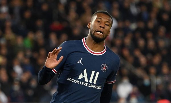 PSG do t’i dëgjojë ofertat për Wijnaldumin