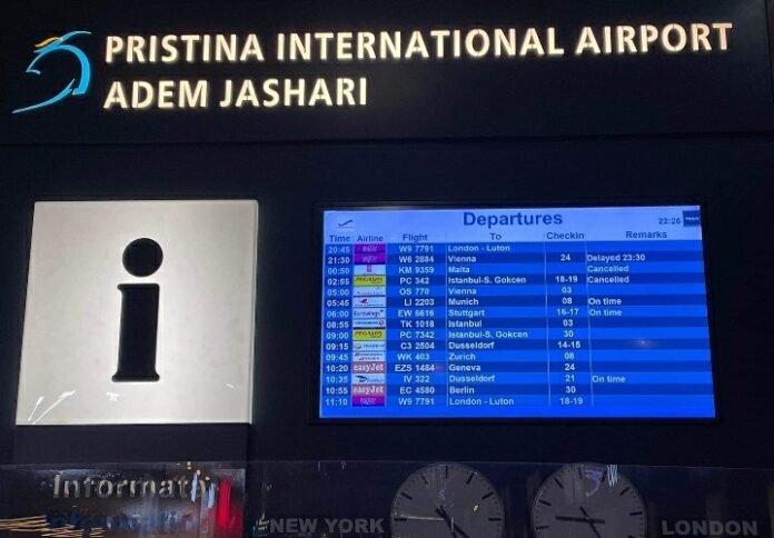 Shtyhen disa fluturime nga Aeroporti i Prishtinës për shkak të mjegullës