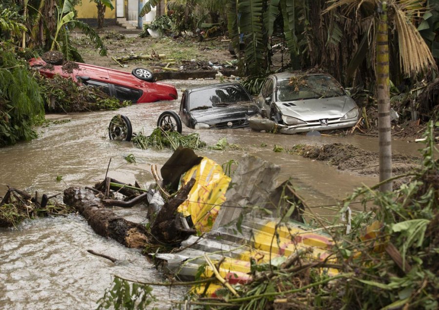 Moti i keq godet Brazilin, mbi 11 mijë qytetarë evakuohen për shkak të përmbytjeve