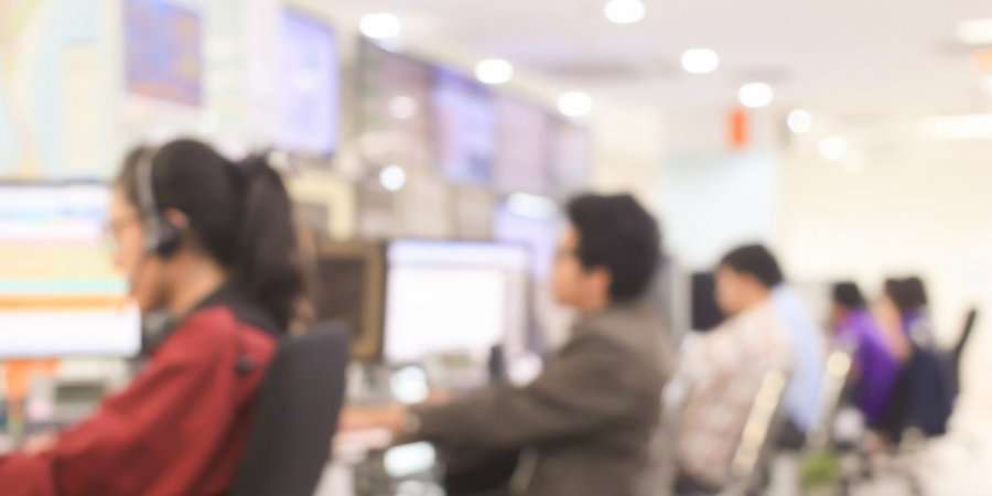 Arrestohen 35 persona në Tiranë – mashtruan dy mijë klientë nëpërmjet “call center”