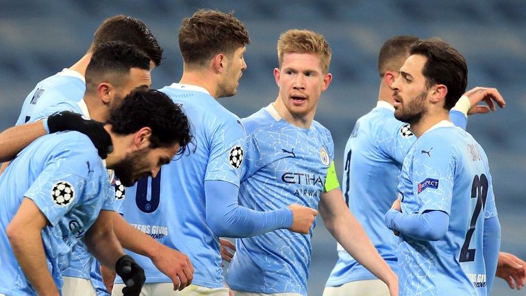 Man City e mbyll me fitore vitin 2021 dhe shkëputet në krye të Premierligës