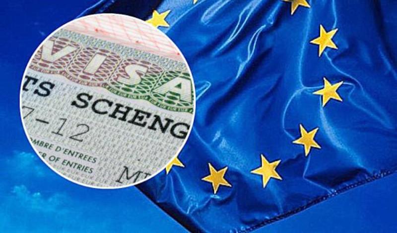 “Ende nuk është momenti” për liberalizimin e vizave për Kosovën, diplomati i BE-së tregon arsyet