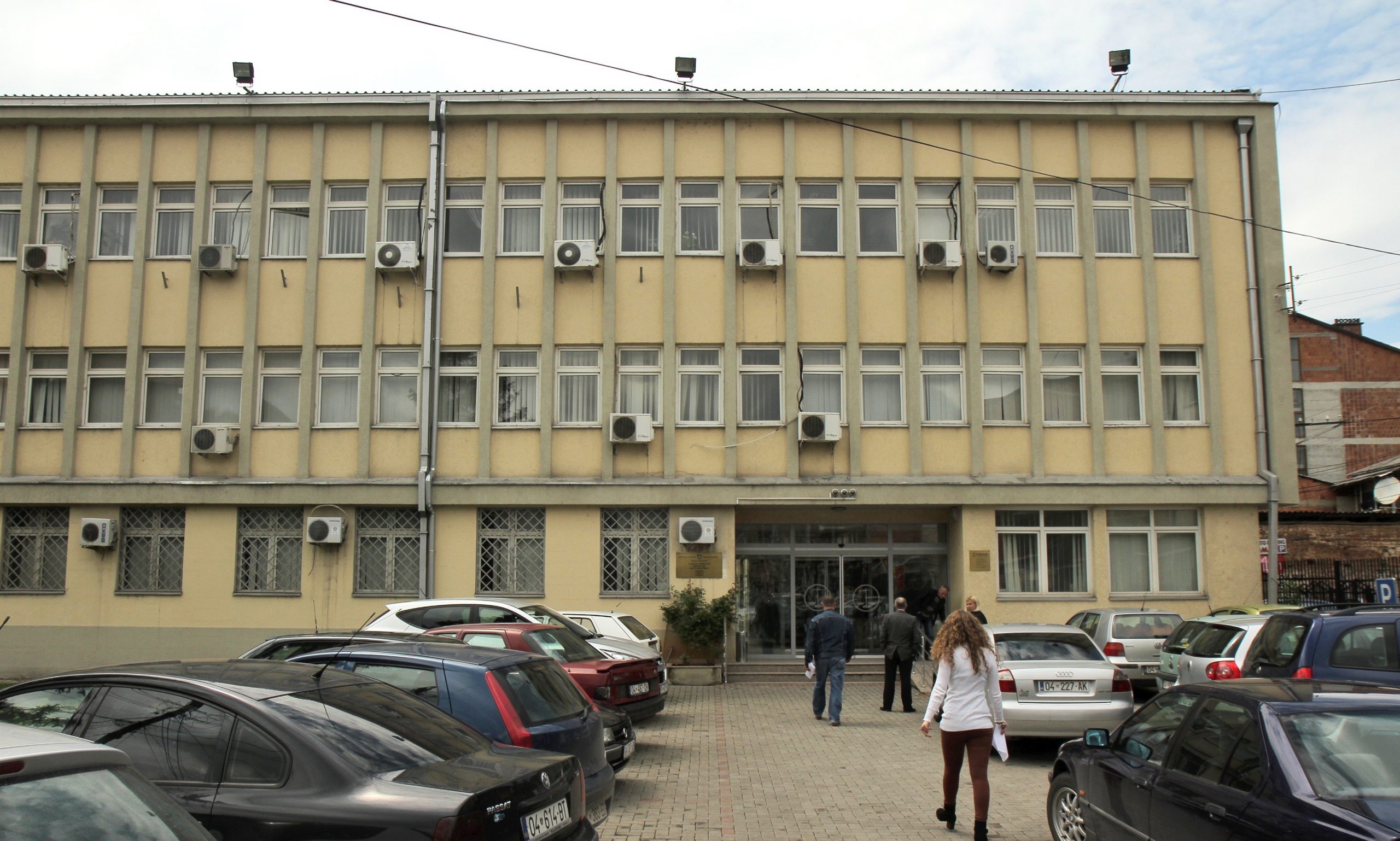 “Do të të vras”, arrestohet një person pasi kanosi punëtorin e Gjykatës në Prizren