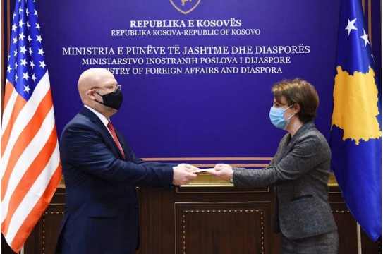 Ambasadori i ri amerikan rithekson qëndrimin mbështetës të ShBA-ve ndaj Kosovës