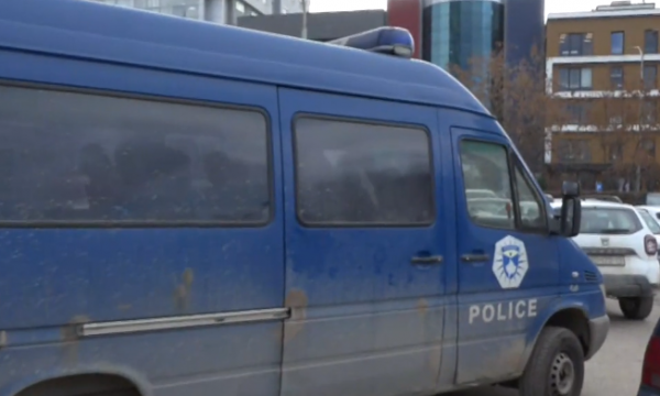 Arrestohet një serb për krime lufte në Kosovë