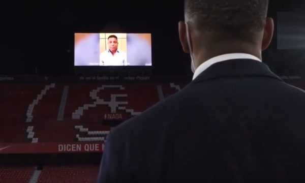 Martial zyrtarisht lojtari i Sevillas, klubi e suprizon me videon e Ronaldos