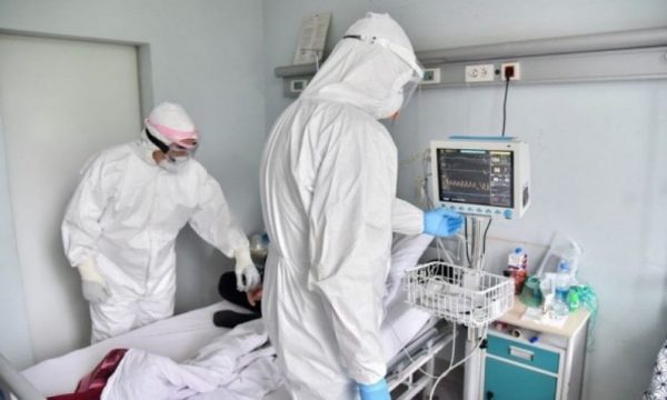 Kosova drejt një vale të re të COVID-19, rreth 1 mijë e 200 raste të reja me virus për 9 ditë