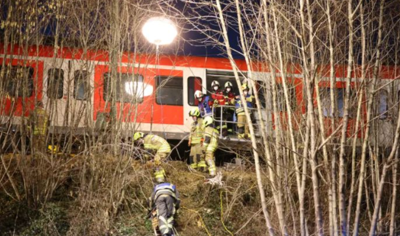 Përplasen 2 trena në Mynih, një i vdekur dhe dhjetëra të plagosur