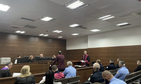 “Hyri në lokal dhe e goditi me thikë në zemër”, dëshmitari deklarohet për vrasjen e vitit 2018 në Ferizaj