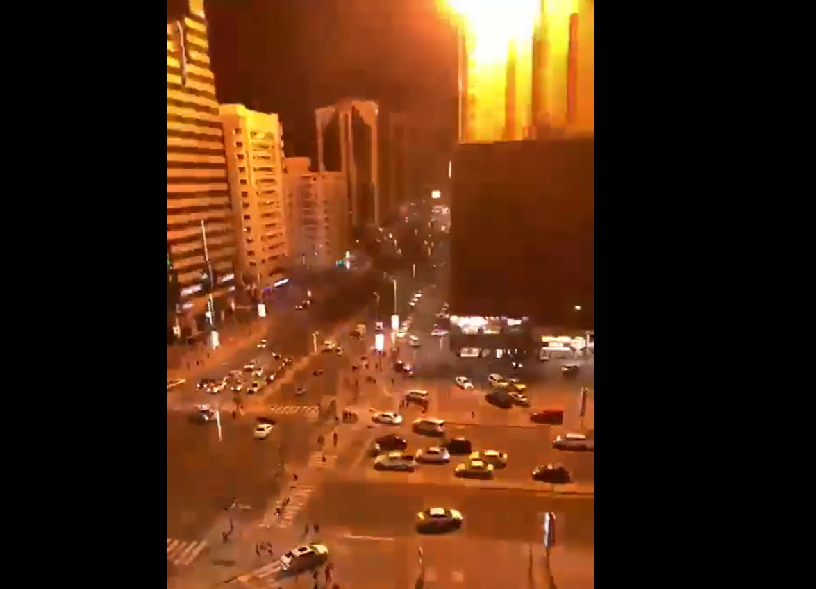 Shpërthime në Abu Dhabi, panik në qytet – rrugët mbushen me policë e autoambulanca