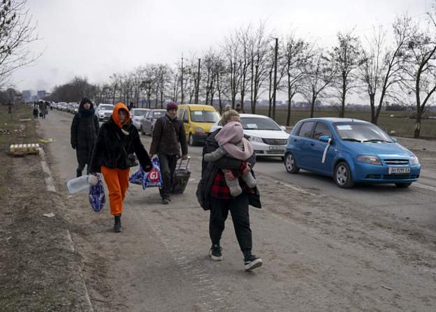 Nesër hapen korridoret humanitare në Mariupol