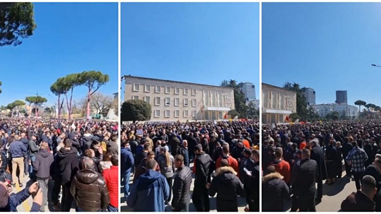 Ngritja e çmimeve në Shqipëri – dita e 4-të e protestës në Shqipëri, qytetarët mblidhen para Kryeministrisë