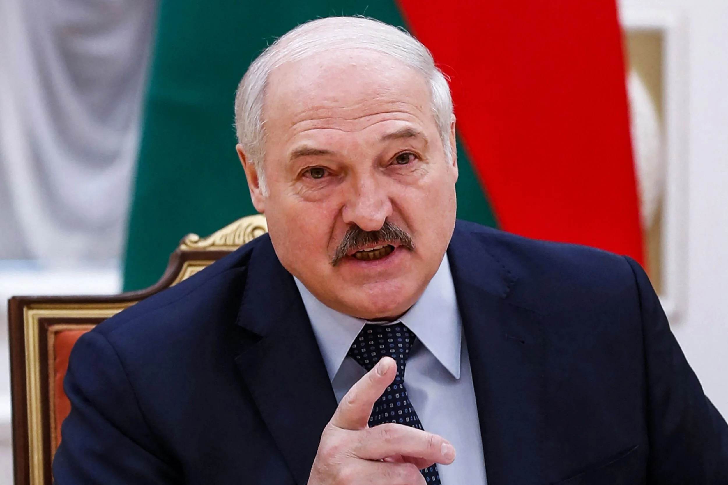 Lukashenko tregon veprimin e Polonisë që mund të nisë Luftën e Tretë Botërore