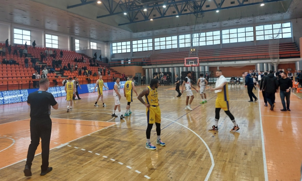 Prizreni-16 fiton ndaj Yllit