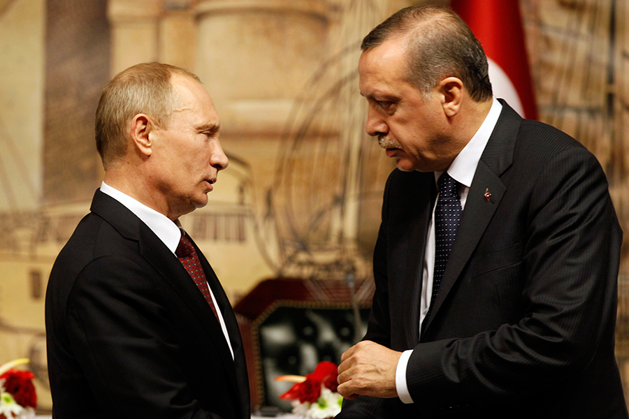 Erdogan flet me Putinin: E rëndësishme është të arrihet një armëpushim