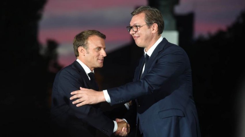 Presidenca serbe, Macron-Vuçiçit: Serbia mbetet vendi i parë që mund të hyjë në BE