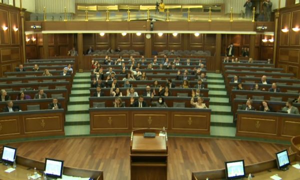 Dështon miratimi i Kodit Civil