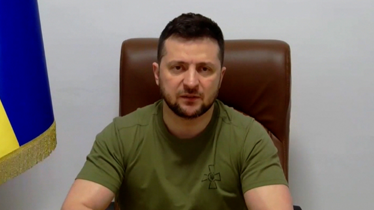 Zelensky: Jemi gati të lirojmë të burgosurit e luftës në këmbim të lëvizjes së sigurt në Mariupol