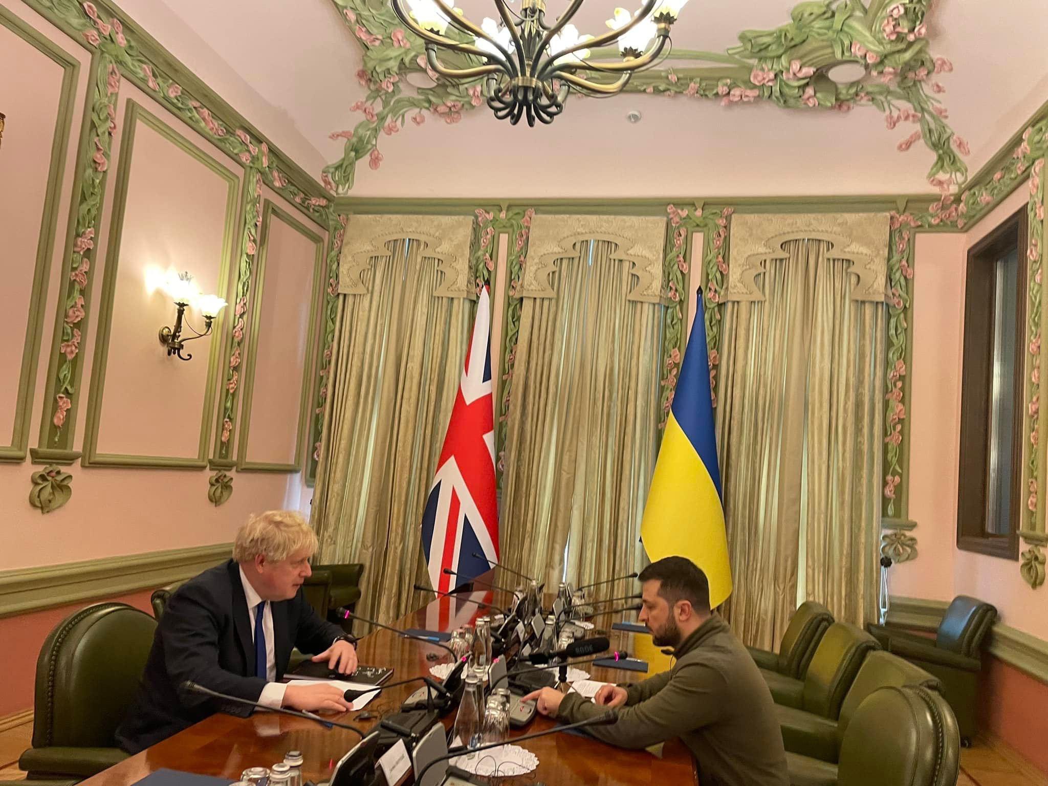 Surprizë! Boris Johnson vizitë në Kiev
