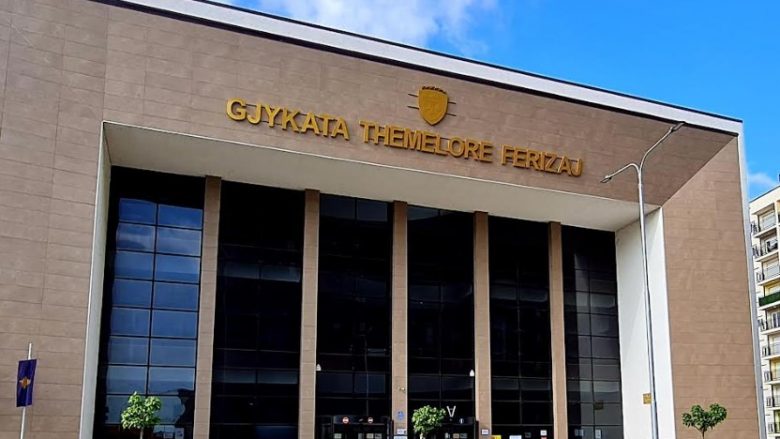 Caktohet paraburgim ndaj dy të dyshuarve për tërheqjen e 95 mijë eurove nga një bankë në Ferizaj