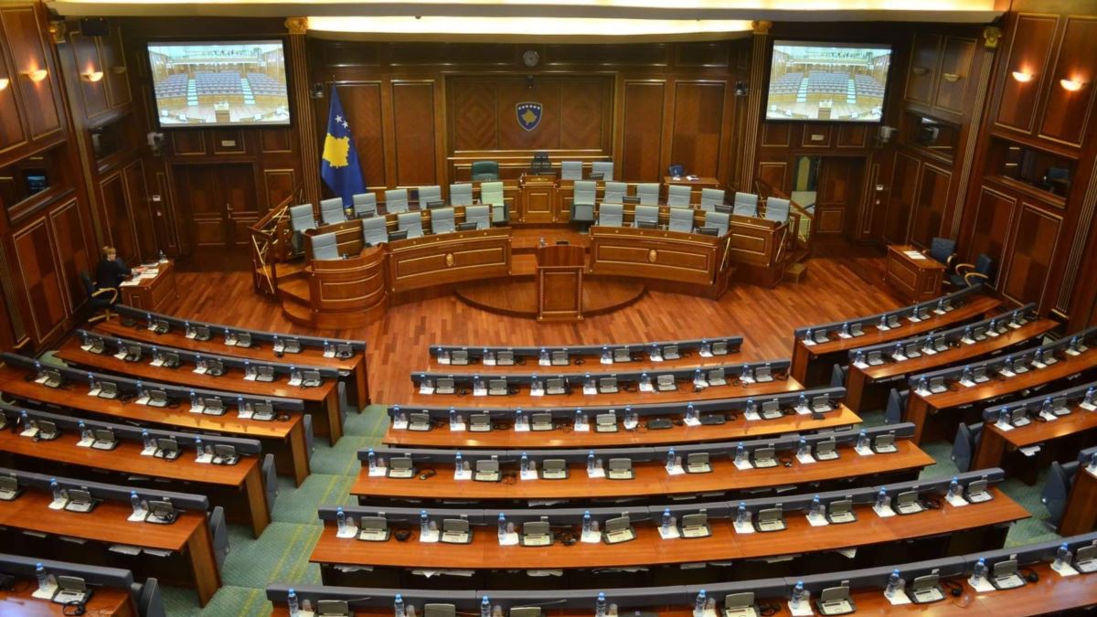 Kuvendi efikas në vitin 2022, por opozita kritikon pushtetin për përmbajtje të dobët të ligjeve