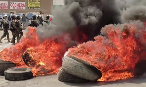 Protesta tragjike pas rritjes së çmimeve të karburantit në Peru, Qeveria vendos shtetrrethim