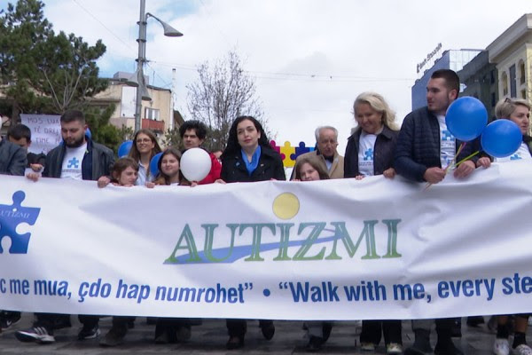 ​Osmani marshon në Ditën e Autizmit: Autikët kanë nevojë për mbështetjen tonë