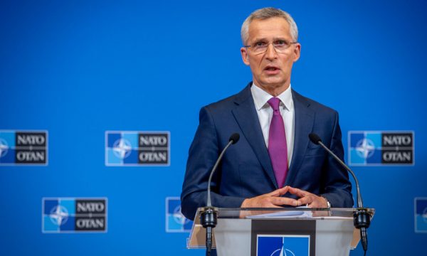 Stoltenberg e vendos vijën e kuqe, tregon kur futet NATO në luftë me Rusinë