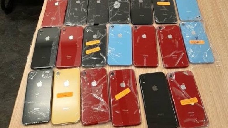 Parandalohet kontrabandimi i 33 telefonave në Aeroportin e Prishtinës