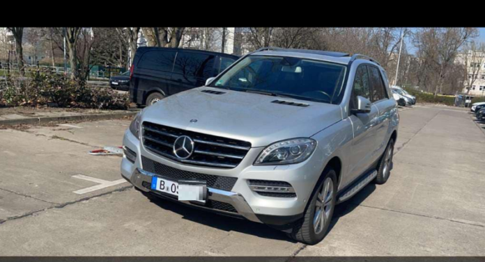 Kosovarit ia vjedhin para banesës veturën Mercedes në Berlin