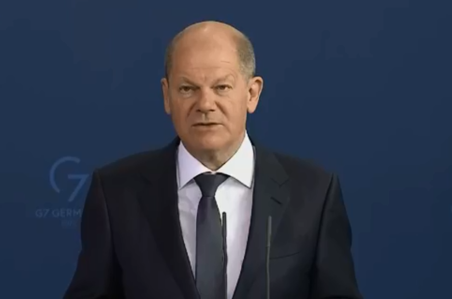 Scholz në konferencë me Kurtin: Kosovës t’i liberalizohen vizat