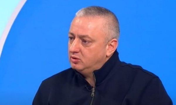 Eksperti i sigurisë: Të gjithë kriminelët e luftës në Serbi janë spiunë pro-rusë, mafia politike e dëshiron Putinin