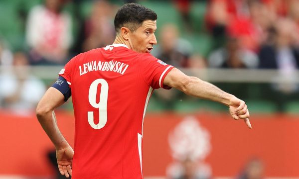 Lewandowski arrin marrëveshje personale me Barçën