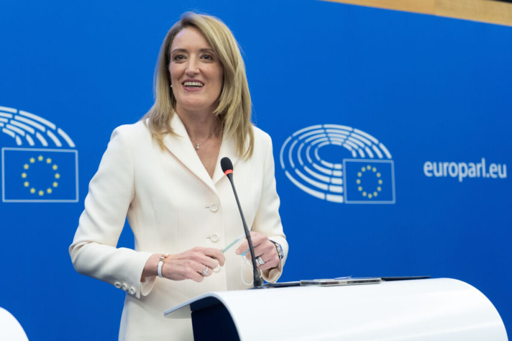 Presidentja e Parlamentit Evropian: Sot është ditë historike, duhet t’i liberalizohen vizat Kosovës