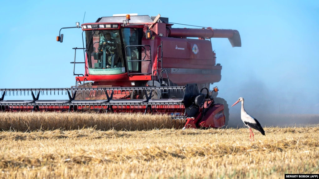Ukraina dhe Rusia nënshkruajnë marrëveshje për eksportet e grurit