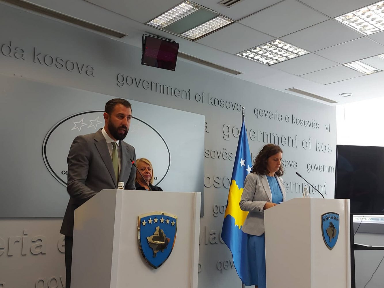 Ministri Krasniqi: Në Kosovë s’mund të ketë Asociacion njëetnik