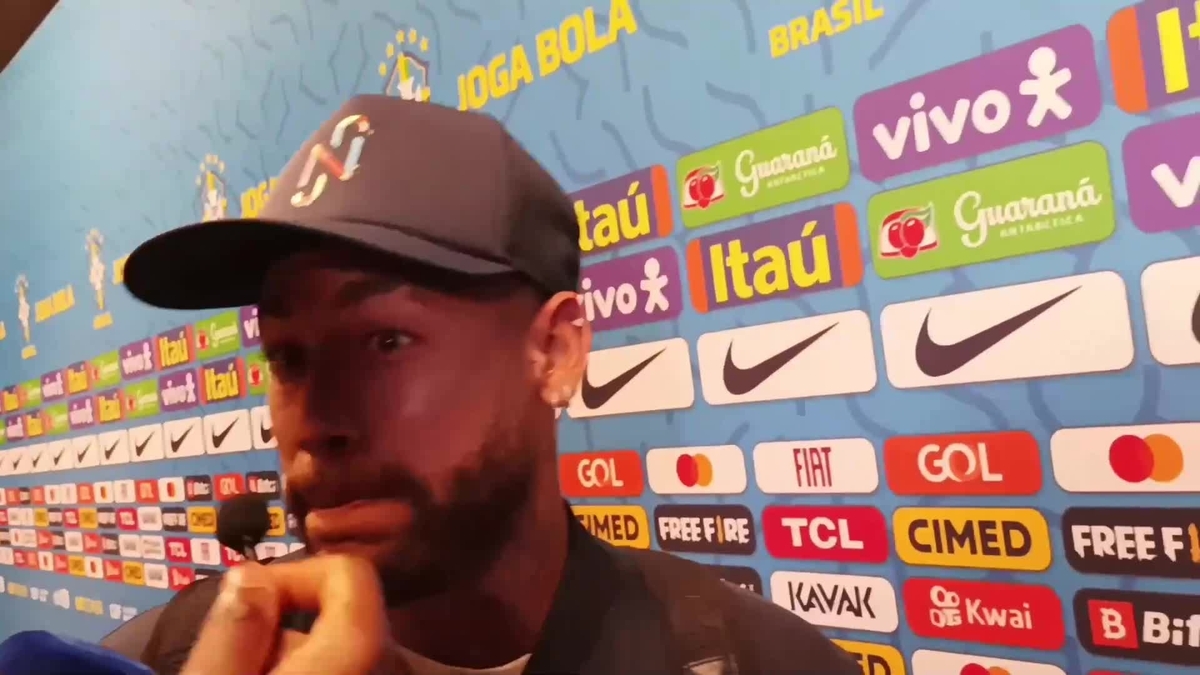 Neymar refuzon të flas për raportin me Mbappen